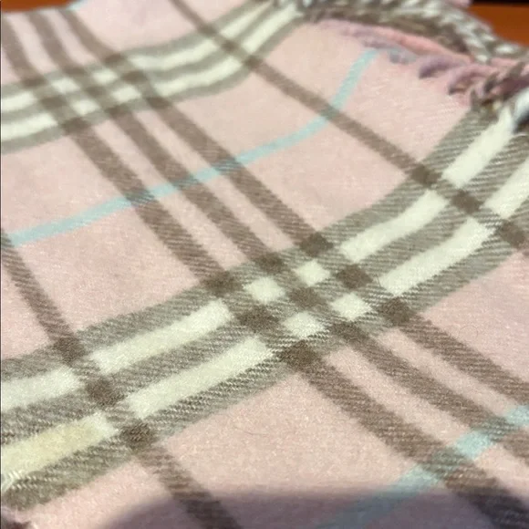 Burberry London 100% Cashmere Pink & Tan Nova Check Scarf - Picture 5 of 5